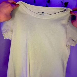 •used Sage green Brandy Melville cropped shirt•
